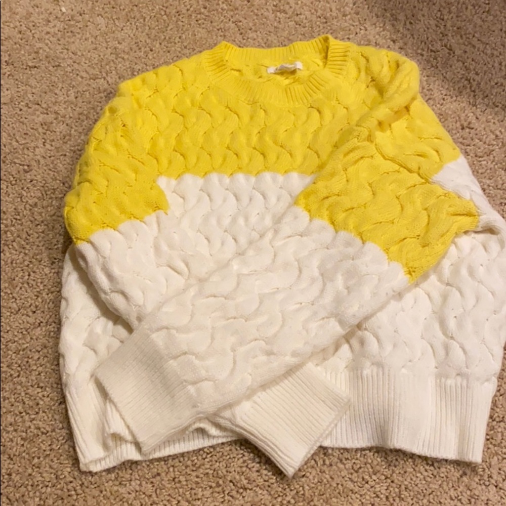 SWEATER